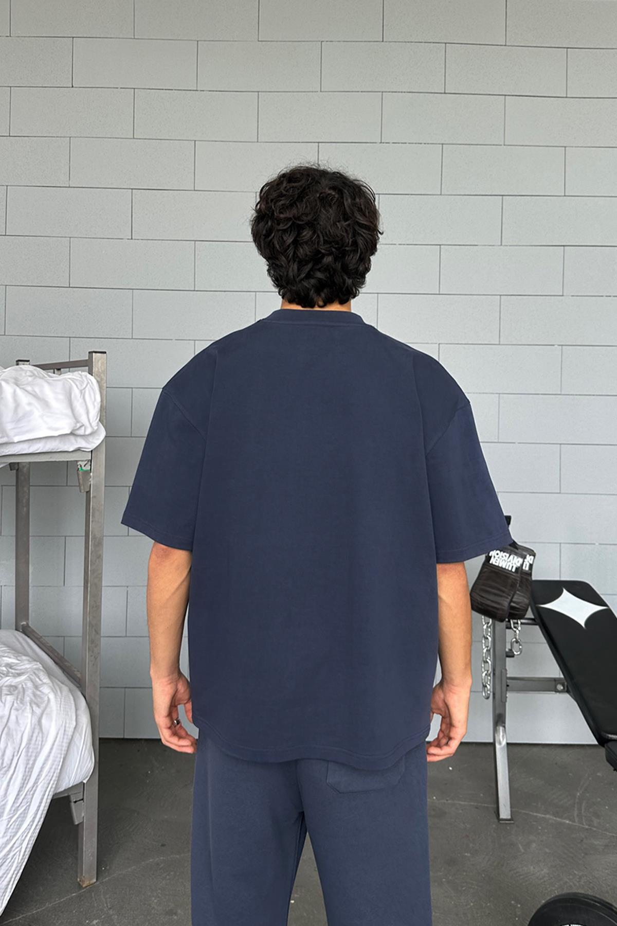 Basic Navy Oversize T-Shirt