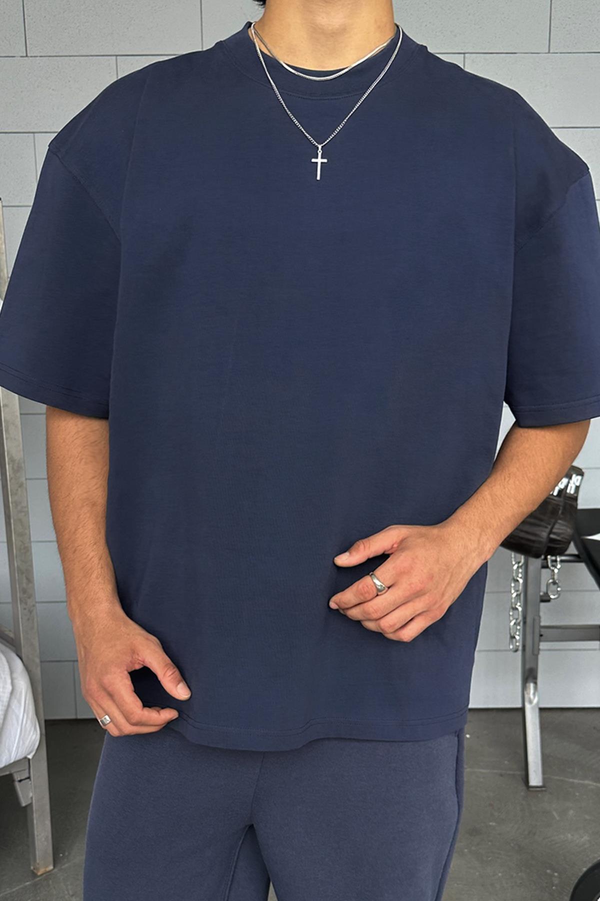 Basic Navy Oversize T-Shirt