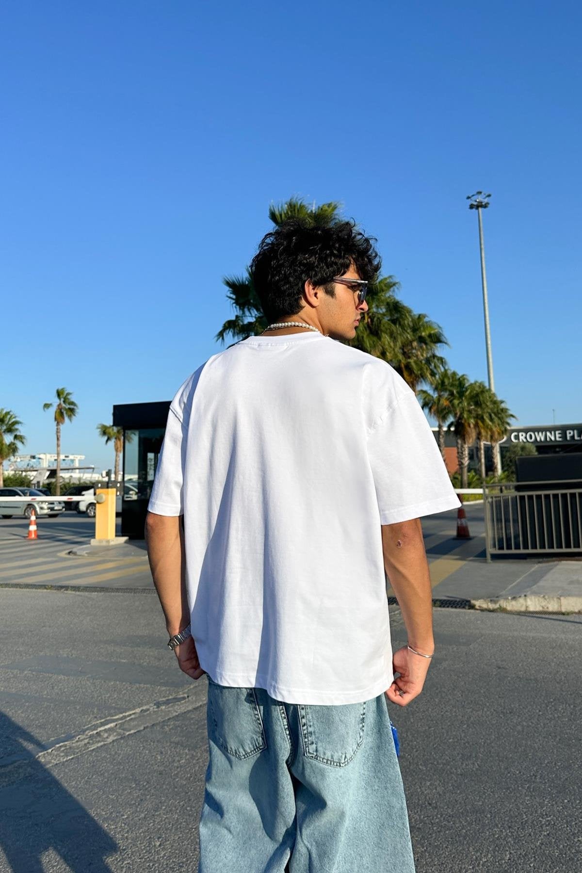 Flaw in Hollywood Printed White Oversize T-Shirt
