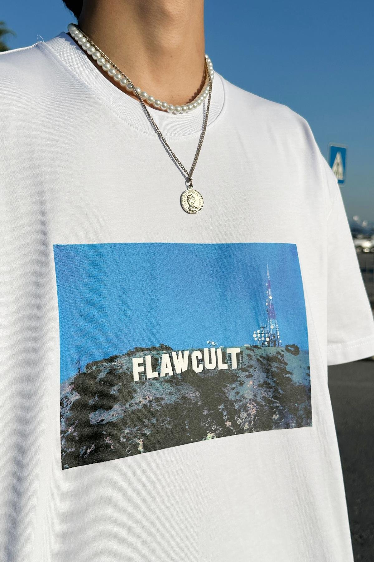 Flaw in Hollywood Printed White Oversize T-Shirt