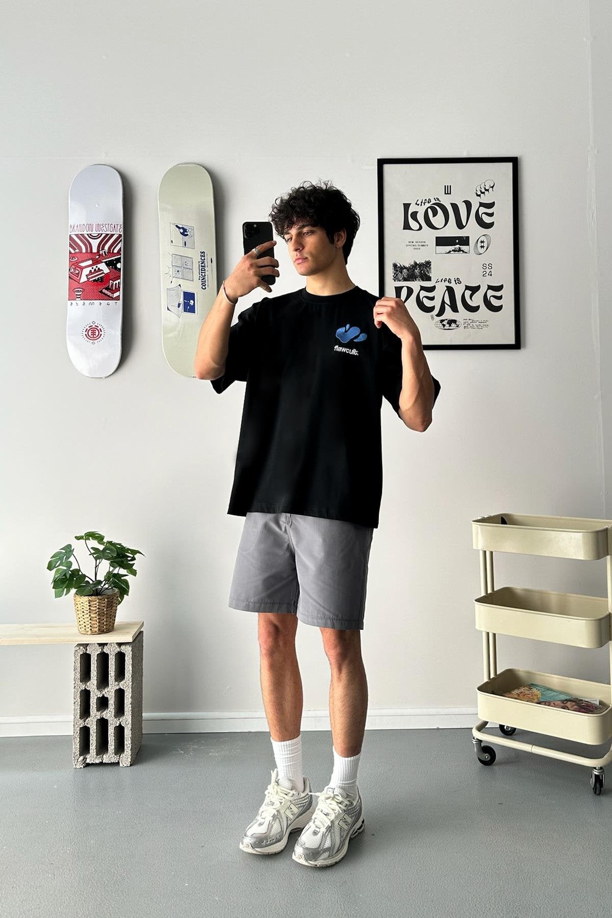Flawcult Embroidered Black Oversize T-Shirt