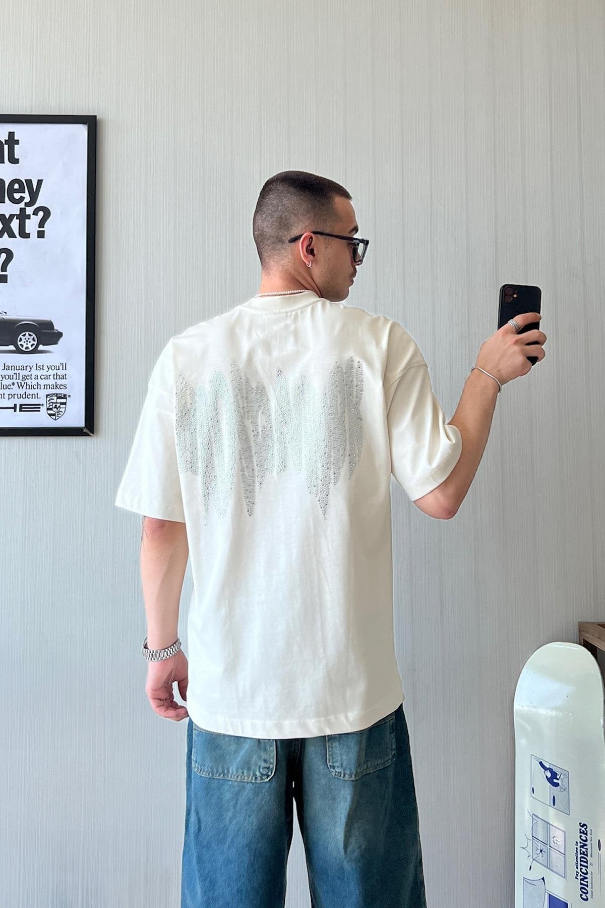 Fluid Sign Stone Embroidered Ecru Oversized T-Shirt