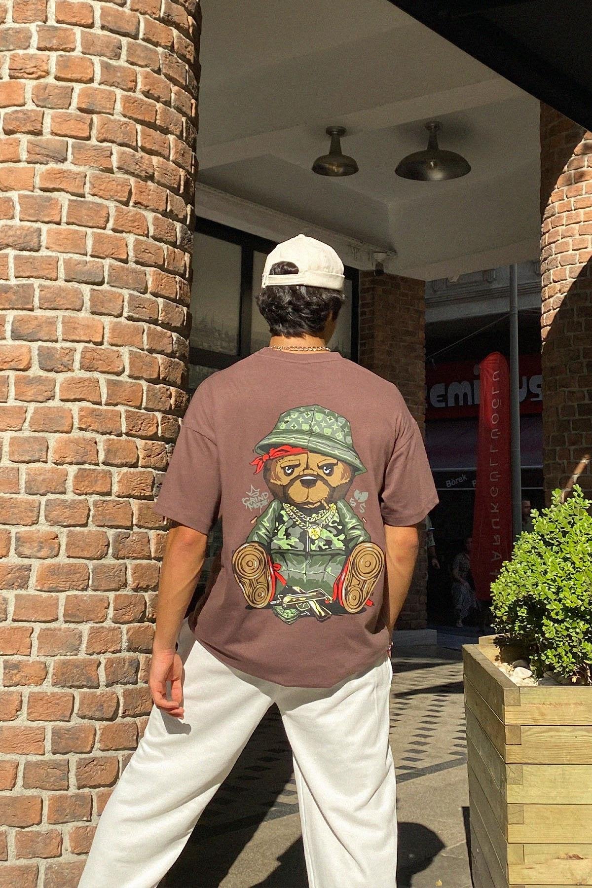 Gangsta Bear Back Printed Oversize Tshirt