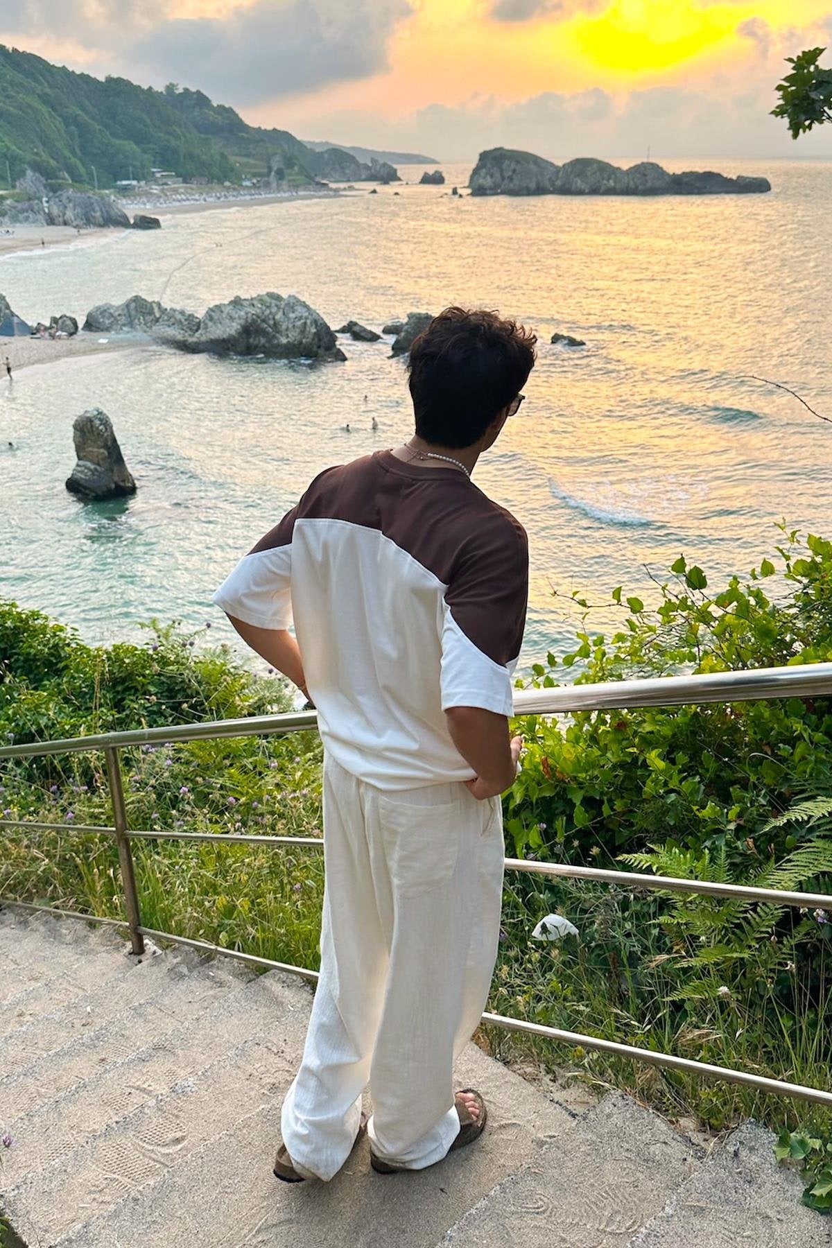 Shoulder Blocked Brown Oversized T-Shirt