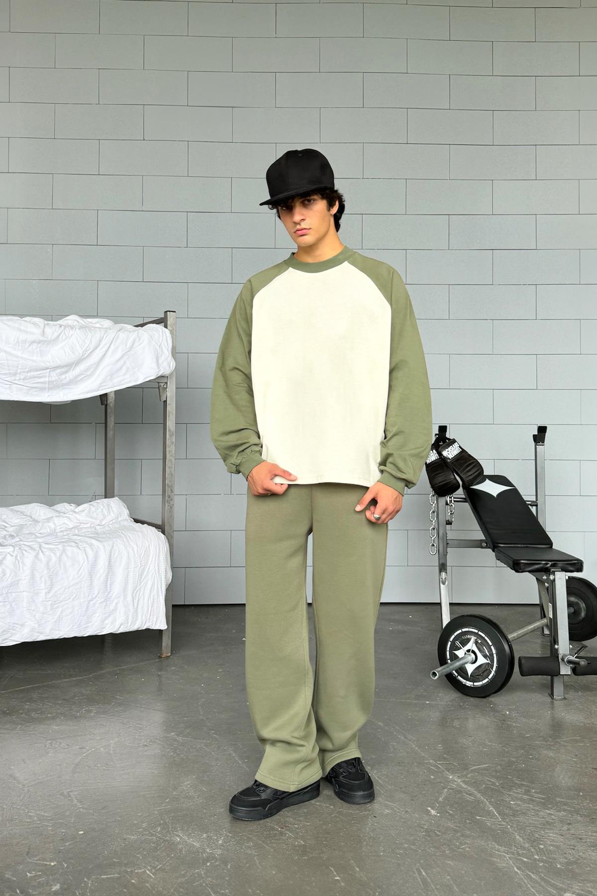 Reglan Sleeve Oversize Haki Long Sleeve T-Shirt