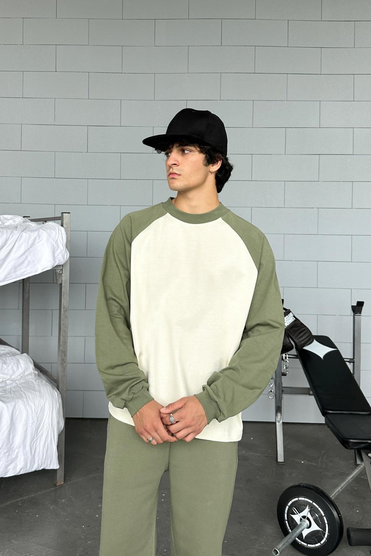 Reglan Sleeve Oversize Haki Long Sleeve T-Shirt
