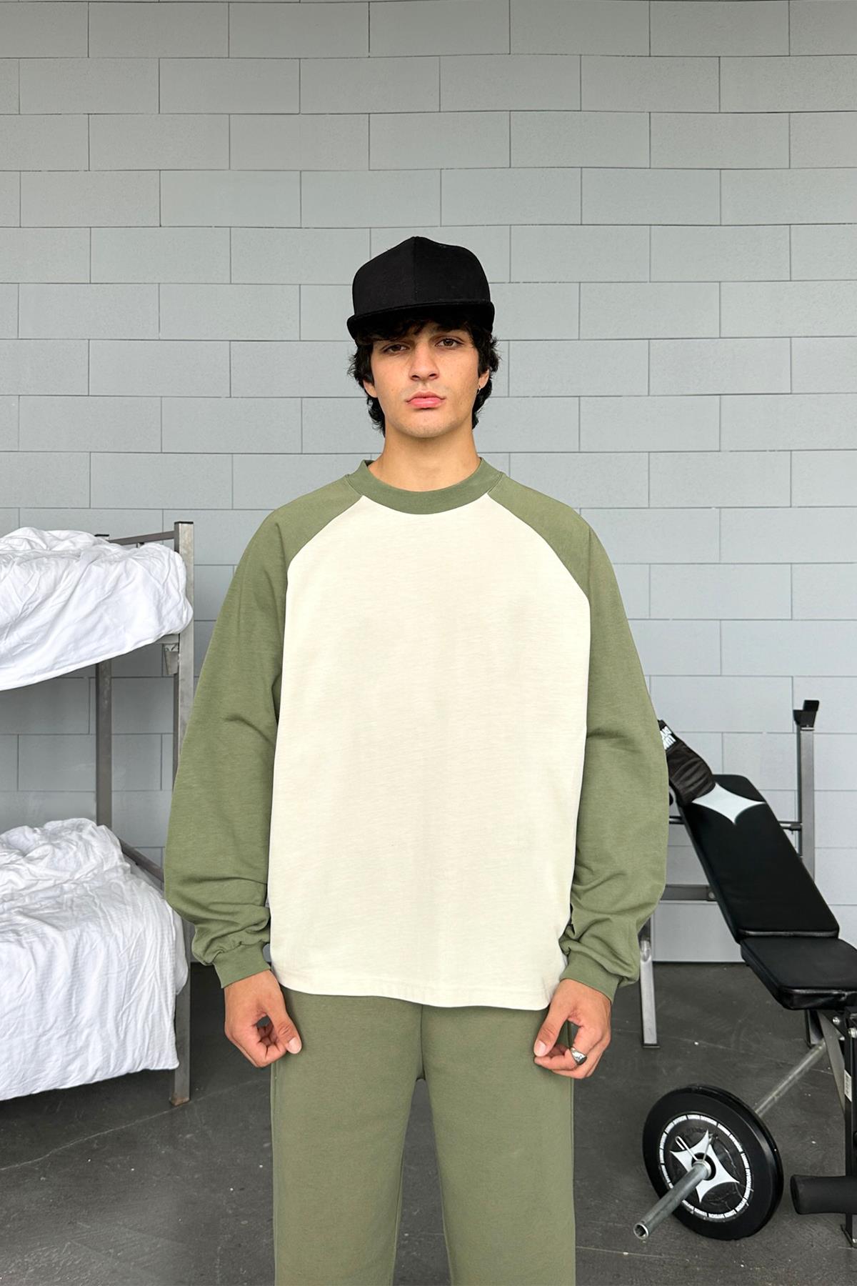 Reglan Sleeve Oversize Haki Long Sleeve T-Shirt