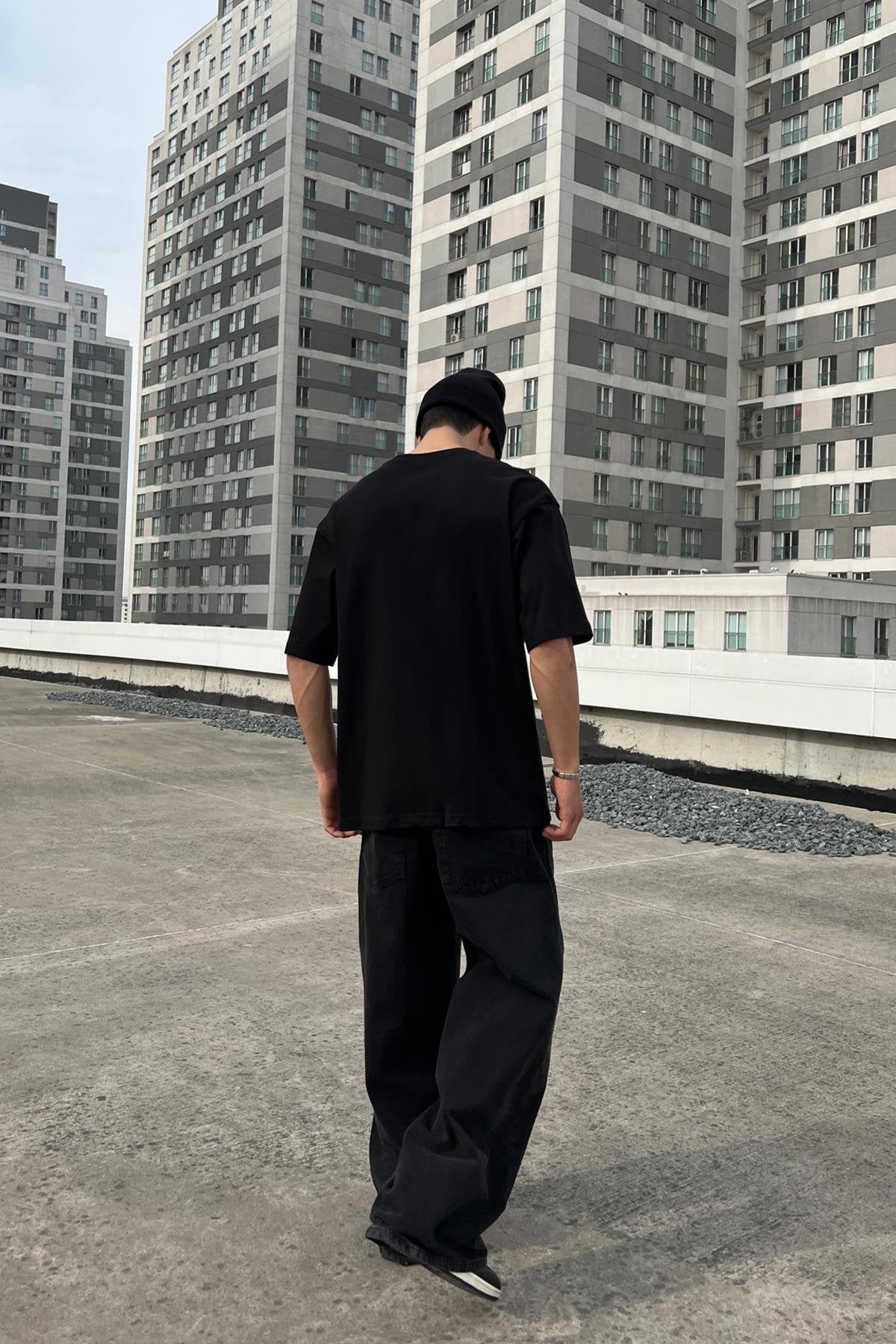 Basic Black Oversize T-Shirt