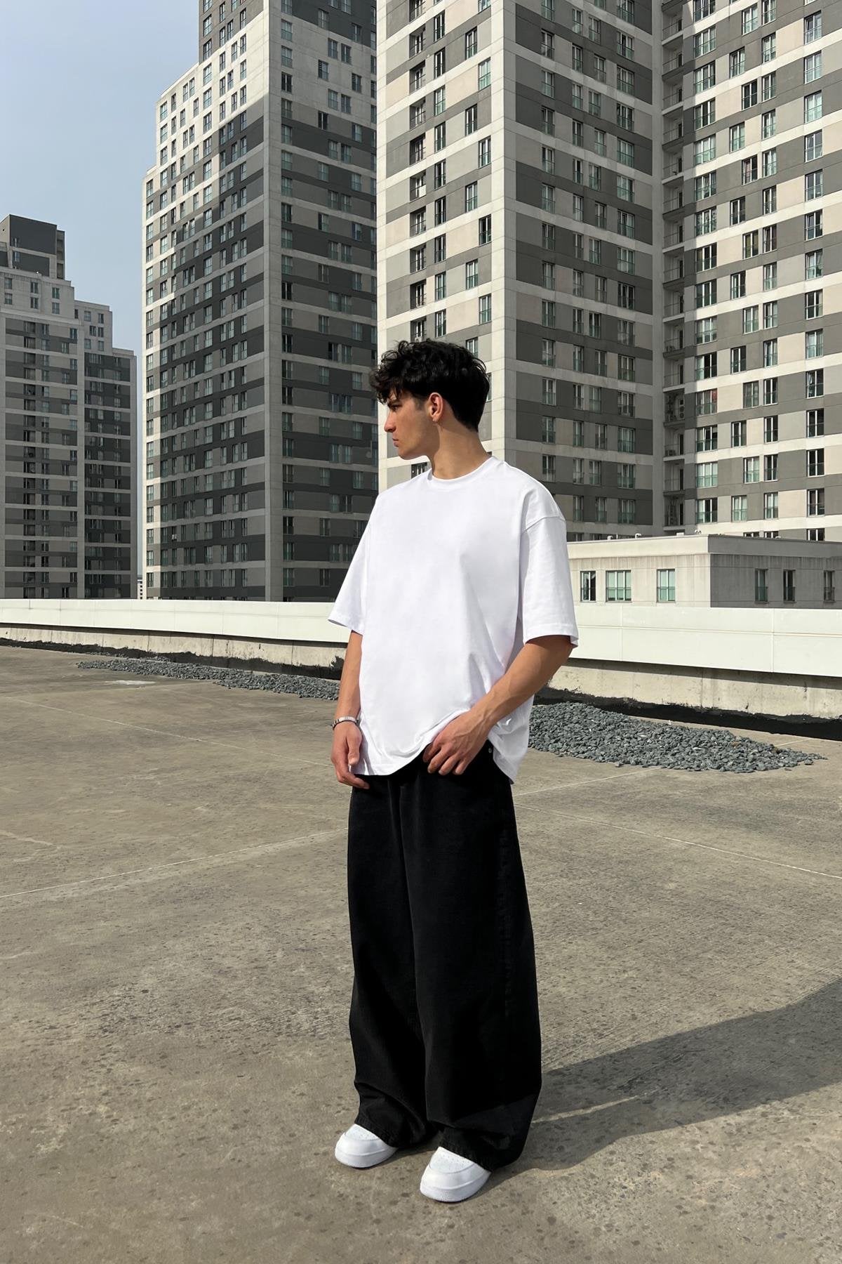 Basic White Oversize T-Shirt