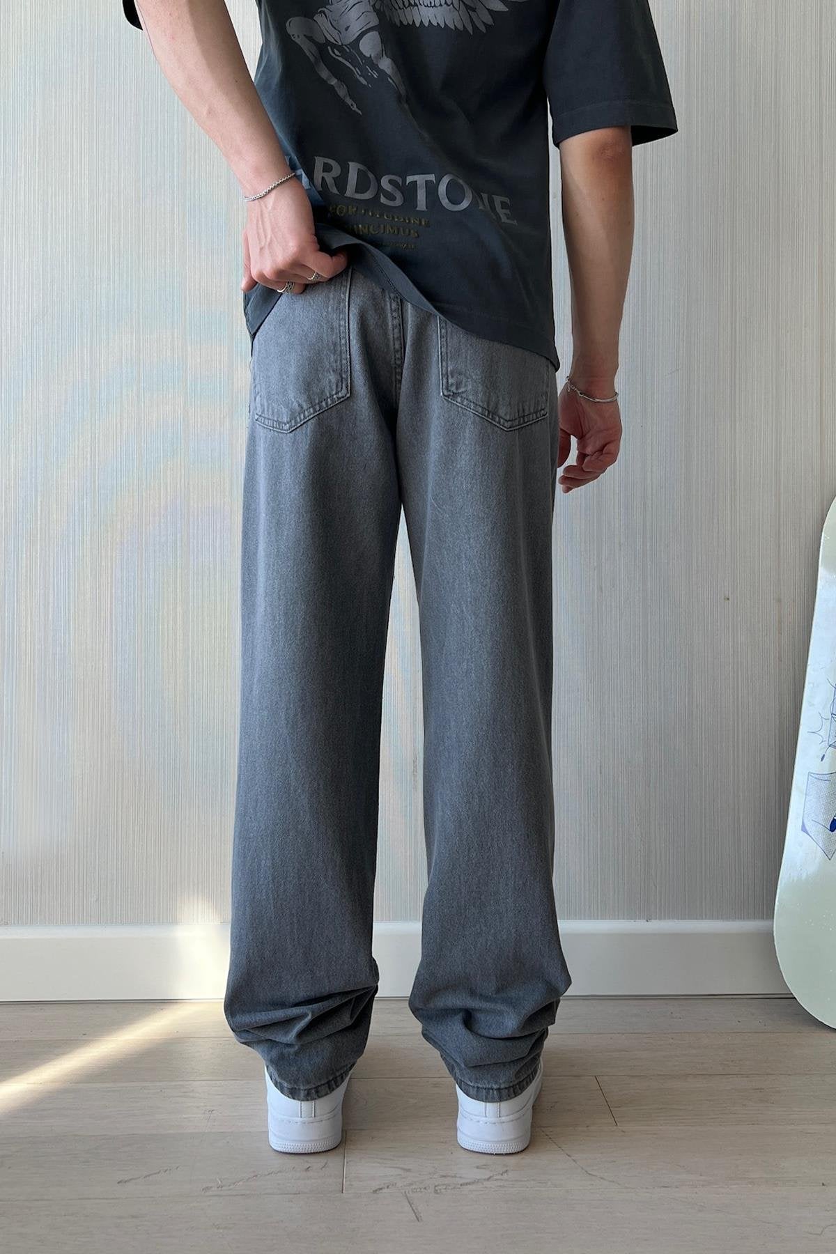 Basic Dark Grey Baggy Jeans