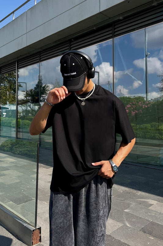 Basic Black Oversize T-Shirt