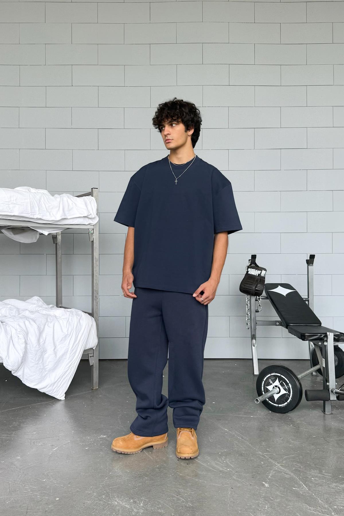 Basic Navy Oversize T-Shirt