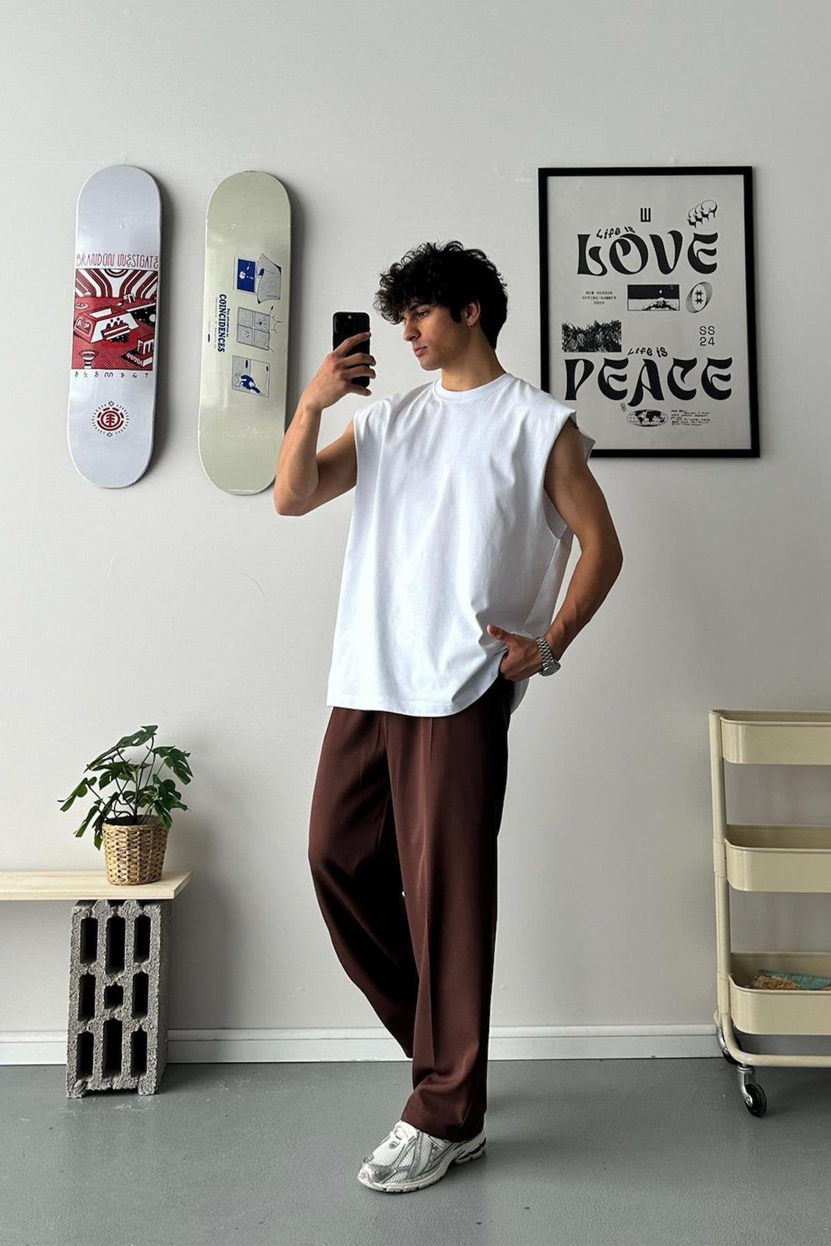 Old Money Extra Relaxed Baggy Fit Brown Fabric Trousers