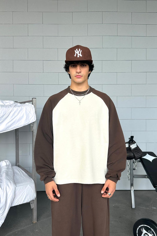 Reglan Sleeve Oversize Long Sleeve T-Shirt
