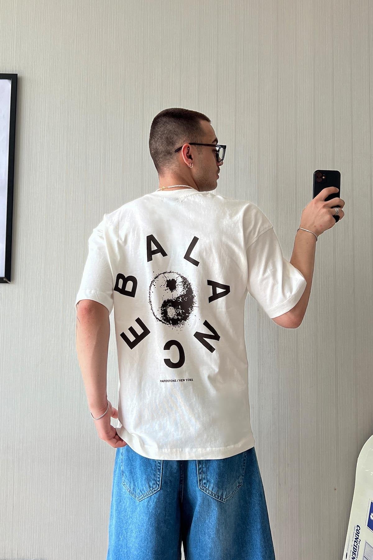 YingYang Printed Ecru Oversized T-Shirt